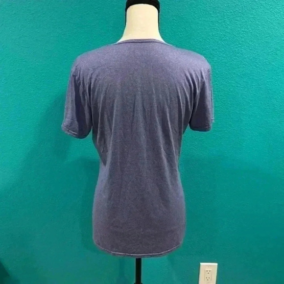 Purple weatherproof 32 degrees cool top in size large - Picture 2 of 3